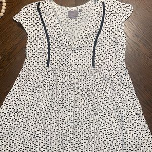 Anthropologie Vanessa Virgina Black and White Blouse Size Medium